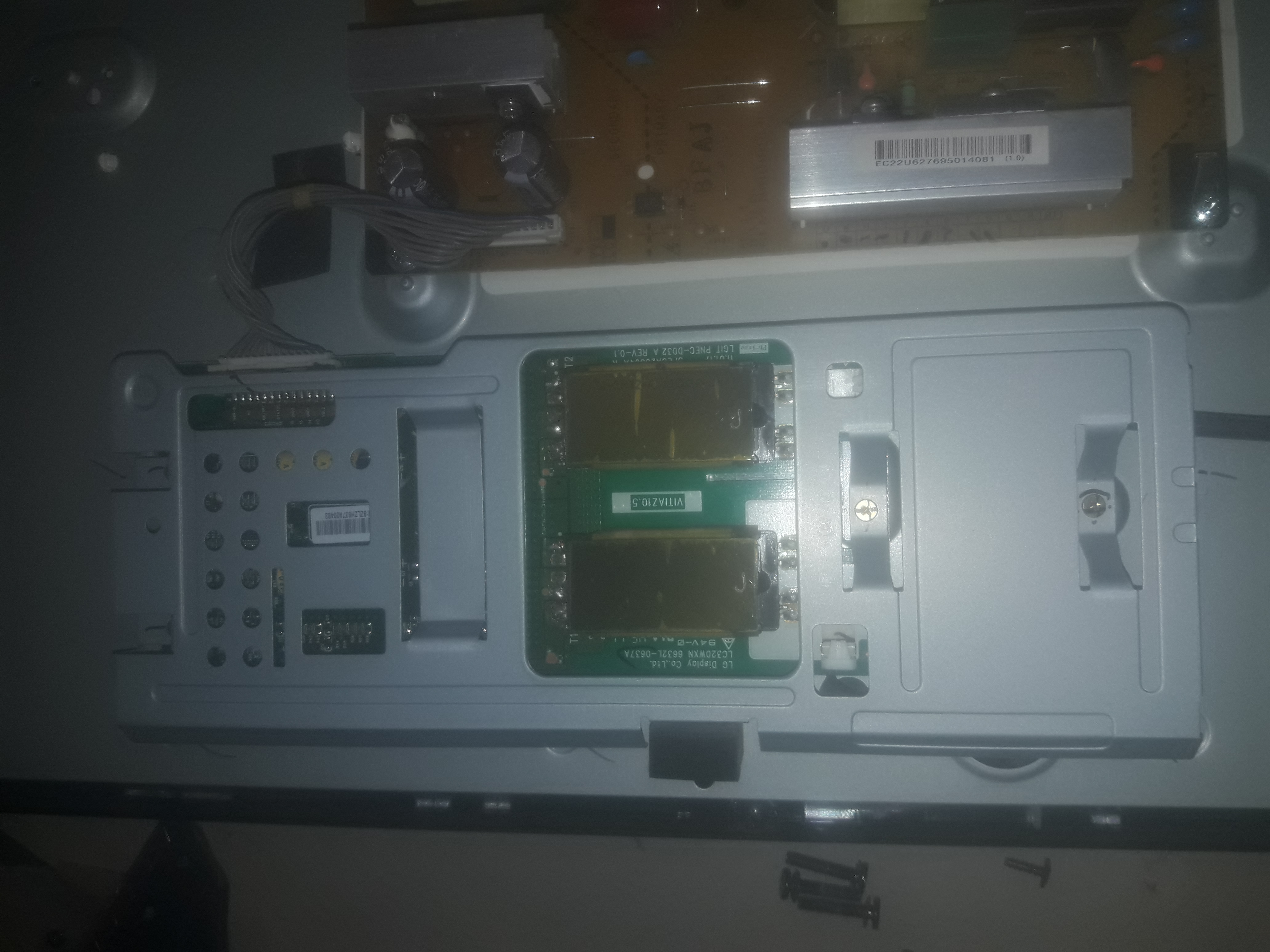 برد اینورتور ال ای دی الجی  (32CS4600)